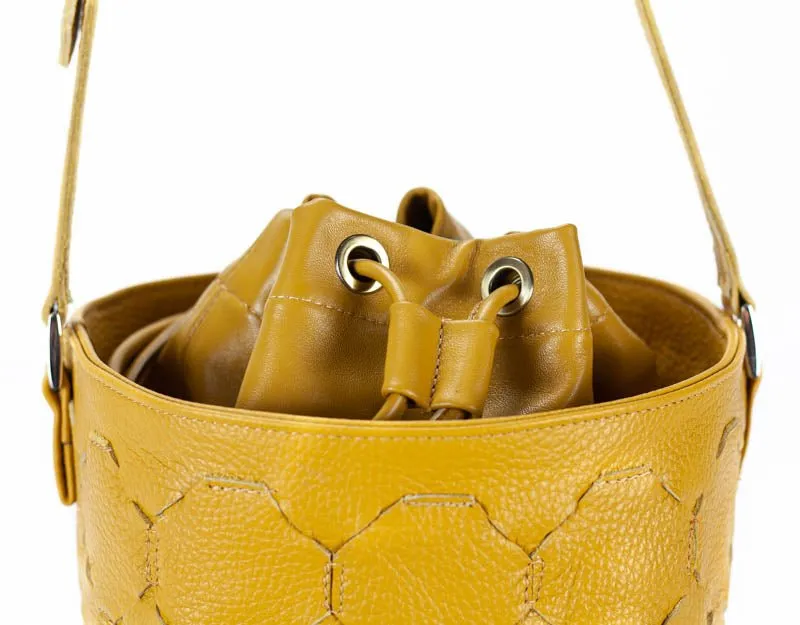 Helon bucket bag - Handwoven yellow leather