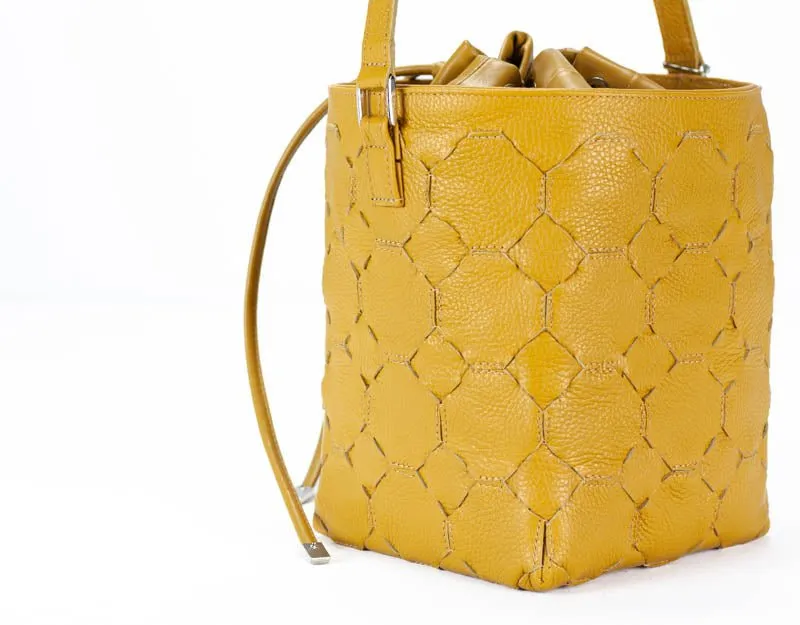 Helon bucket bag - Handwoven yellow leather